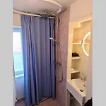 Petit Bijou De *